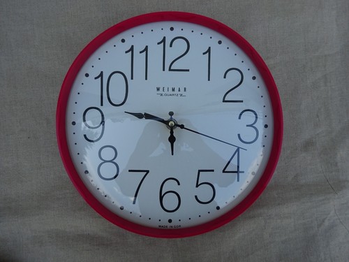 Uhr wanduhr weimar rot - uhr,