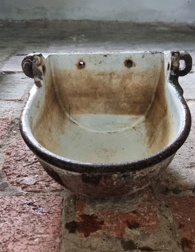 Alte viehtränke selbsttränke - viehtränke,