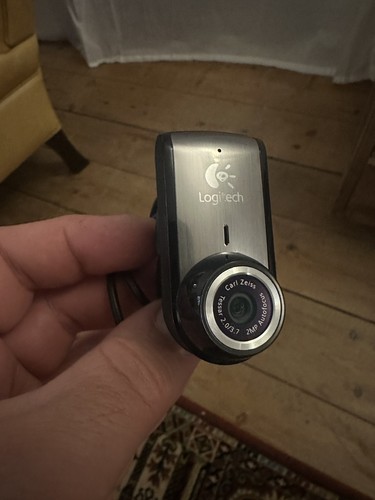 Logitech quickcam webcam carl - quickcam,