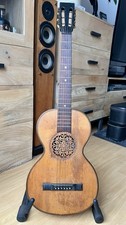 Historische Parlor Gitarre