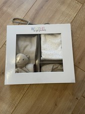 Baby Outfit Set Ernstings Family Gr. 62/68 Body Hose Mütze Tuch Starterset NEU