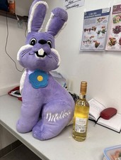 Milka Plüsch Osterhase Lila