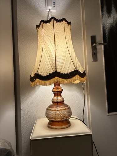 Vintage tischlampe mit fransen - tischlampe,