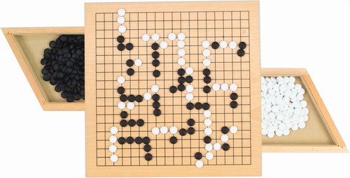 Brettspiel mit - go,