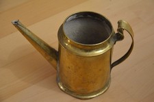 Alte gießkanne aus messing - alte,