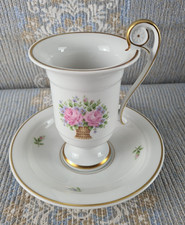 Hohe 2tlg. Porzellan