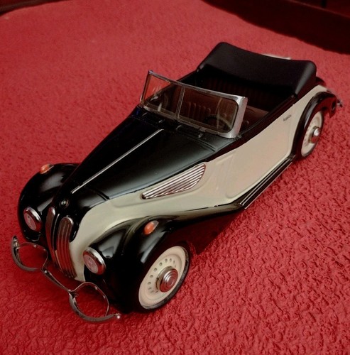 Schuco classic bmw 327 - classic,