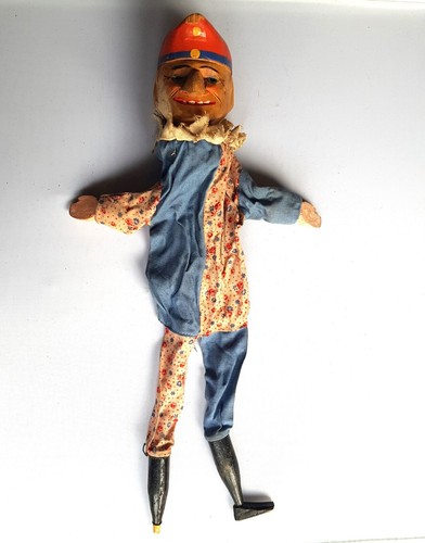 Alte handpuppe mit holzkopf - alte,