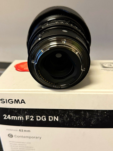 Sigma 24mm dn - f2,