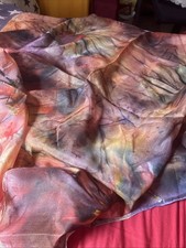 Damenhalstuch Seidenmalerei Handarbeit  90 x 85 cm