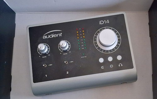 Audient id14 usb interface - audient,