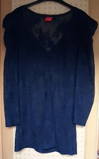 dunkelblaues transparentes