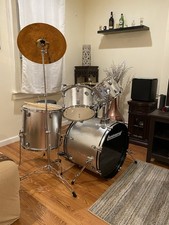 Ludwig Drumset