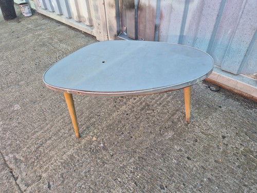 Tisch dreibein nierentisch ddr - dreibein,