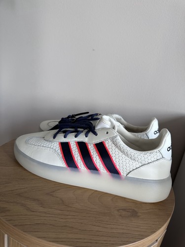 Adidas barreda decode - adidas, sample