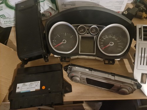 Tachometer ford focus - ford,