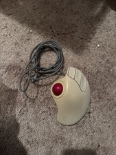 TrackMan Marble+ Logitech Kugelmaus vergilbt