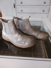 sehr schicke Bisgaard Chelsea