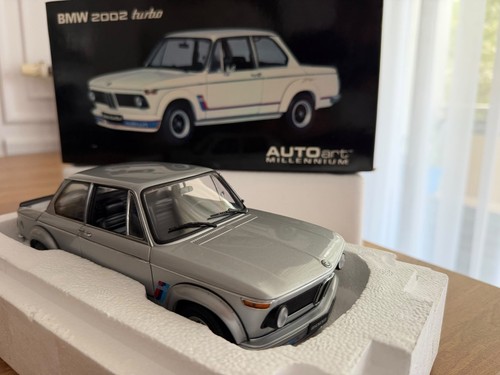Autoart millenium bmw - 1:18,