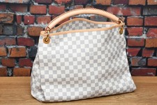 LOUIS VUITTON Artsy MM Damier