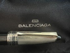 🔴 Balenciaga Stift