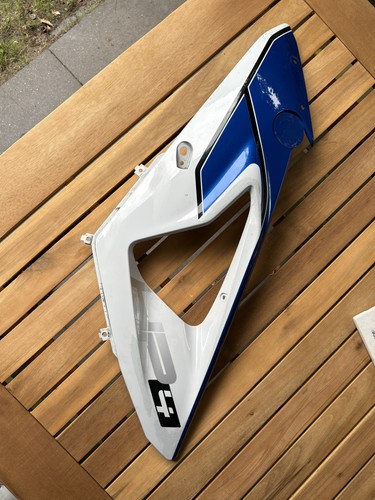 Bmw hp4 right side - right,
