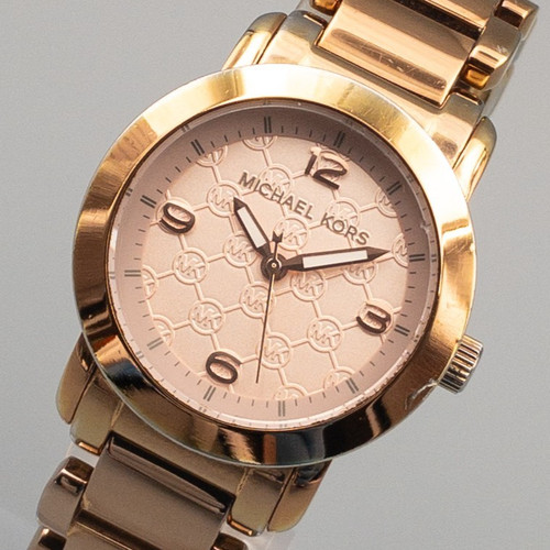 Near mint michael kors - near,