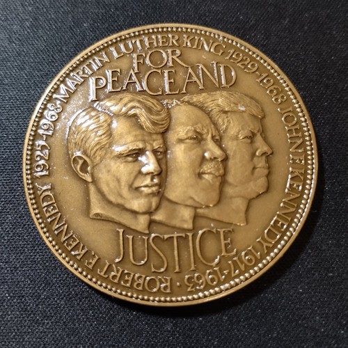 Medaille aus usa 1968 robert - medaille,