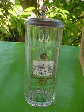 Bierkrug mit Zinndeckel