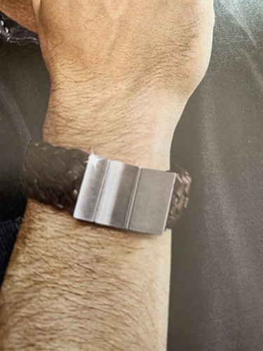 Joyce the governor - lr, armband