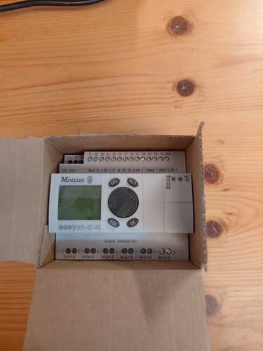 Moeller easy820 - -dc-rc, /