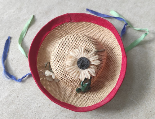 Vintage barbie hut - hut, picnic