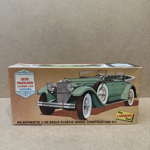 Lindberg 1930 packard - 1/32,