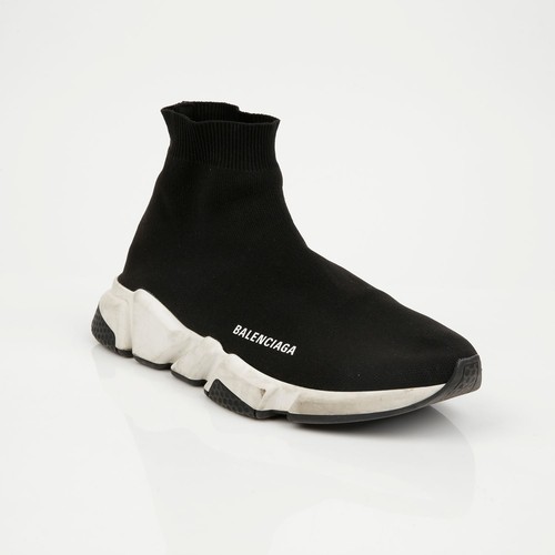 Balenciaga speedrunner sneaker - balenciaga,