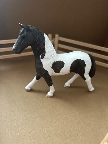 Schleichpferd braun weiß - schleichpferd,, braun/weiß