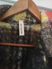 Neuwertige Bouclé Jacke Sehr