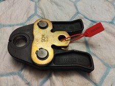 197  Presszange Pressbacke