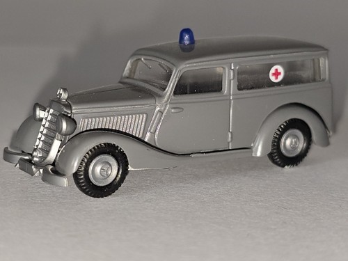 Praline mercedes 170v drk - 170v,,