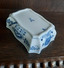 Meissen  Schälchen 8eckig Knaufschwerter 1. Wahl Zwiebelmuster