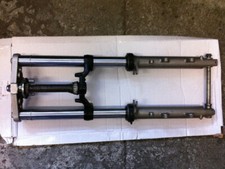 Gabel mit Gabelbrücke & Achse