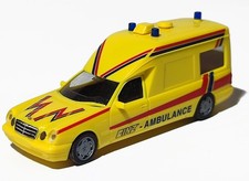 Mercedes Krankenwagen W211 E