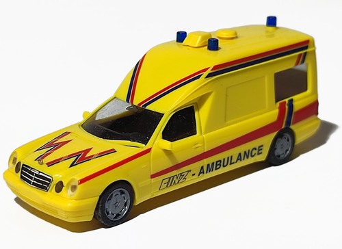 Mercedes krankenwagen w211 - w211, e