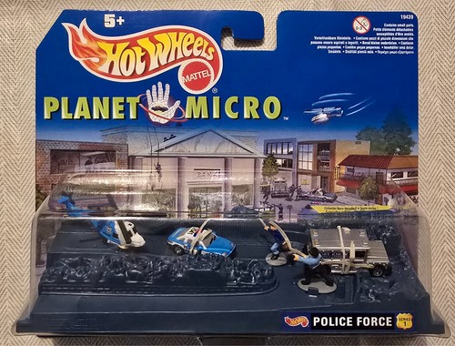 Hot wheels planet micro - hot,