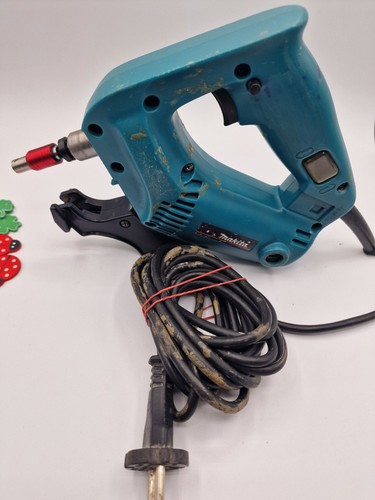 Makita 6834 magazinschrauber - makita,