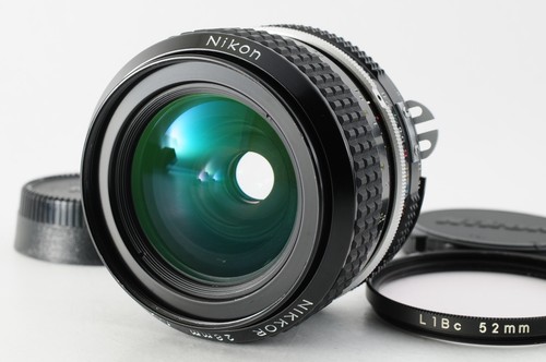 Near mint nikon 28mm - near, ai