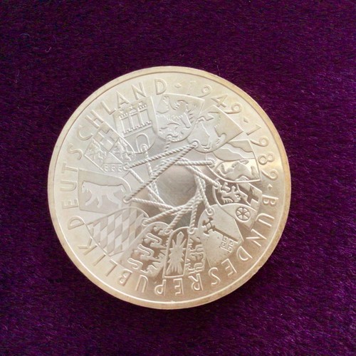 Silber gedenkmünze - 10, –