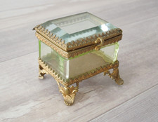 Antike Glas Schmuckschatulle Jugendstil um 1900 Messing Füße facettiertes Glas