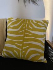 H&M Kissenbezug Kissen Gelb Zebra  50 x 50 cm Deko Impressionen Skandi Muster