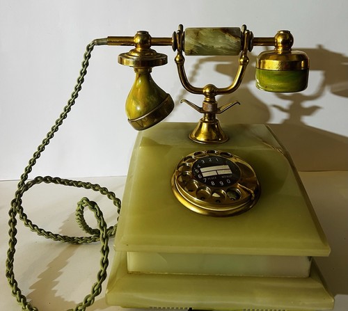 Vintage-Wählscheibentelefon