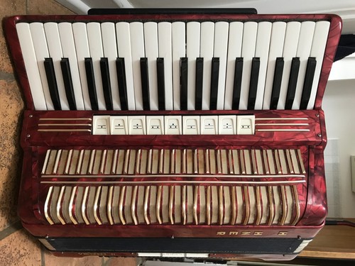 Red hohner verdi piano - red,